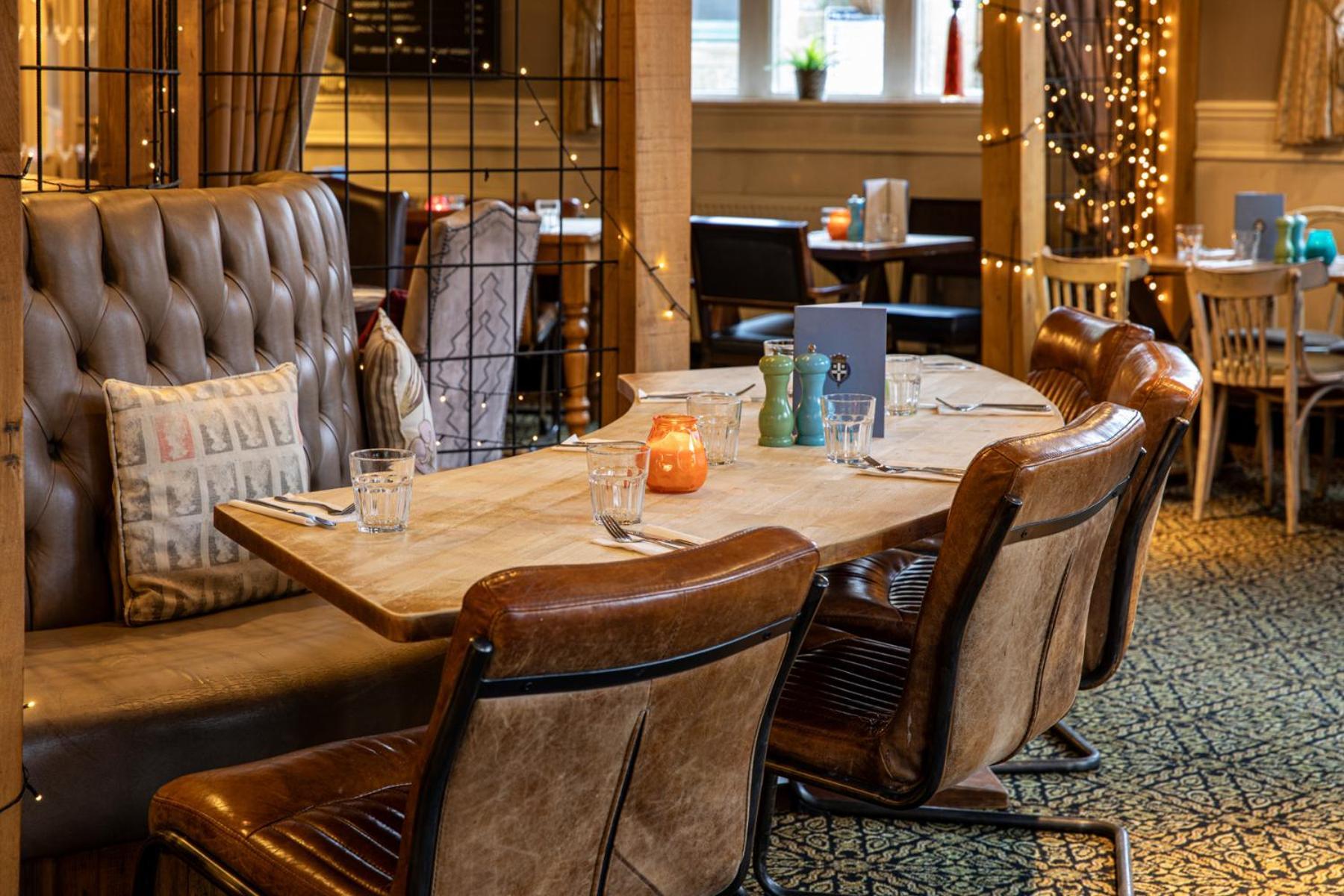 The Devonshire Arms Hotel Baslow Ngoại thất bức ảnh