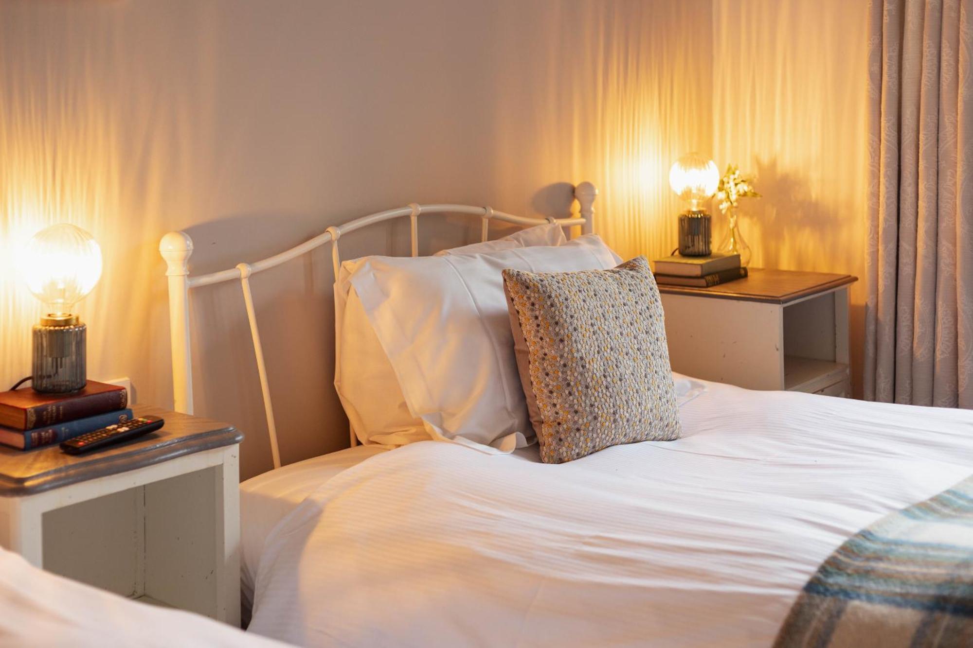 The Devonshire Arms Hotel Baslow Phòng bức ảnh