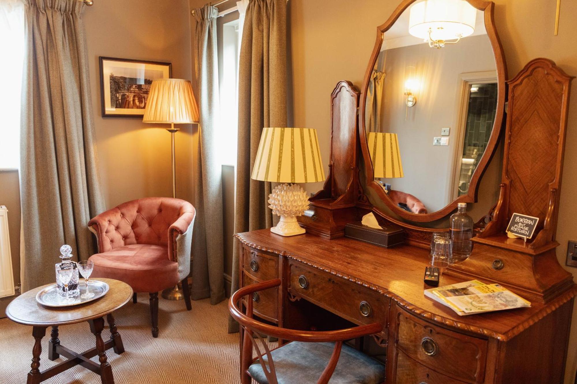 The Devonshire Arms Hotel Baslow Phòng bức ảnh